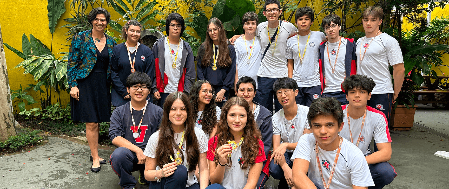 Criança feliz no Período Integral do Colégio Vértice